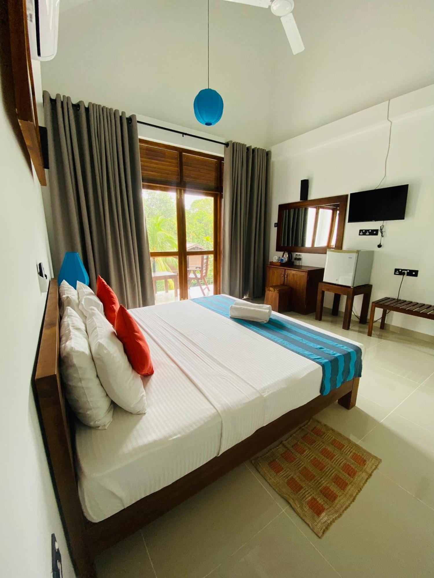 Hotel Athgira Udawalawe Luaran gambar