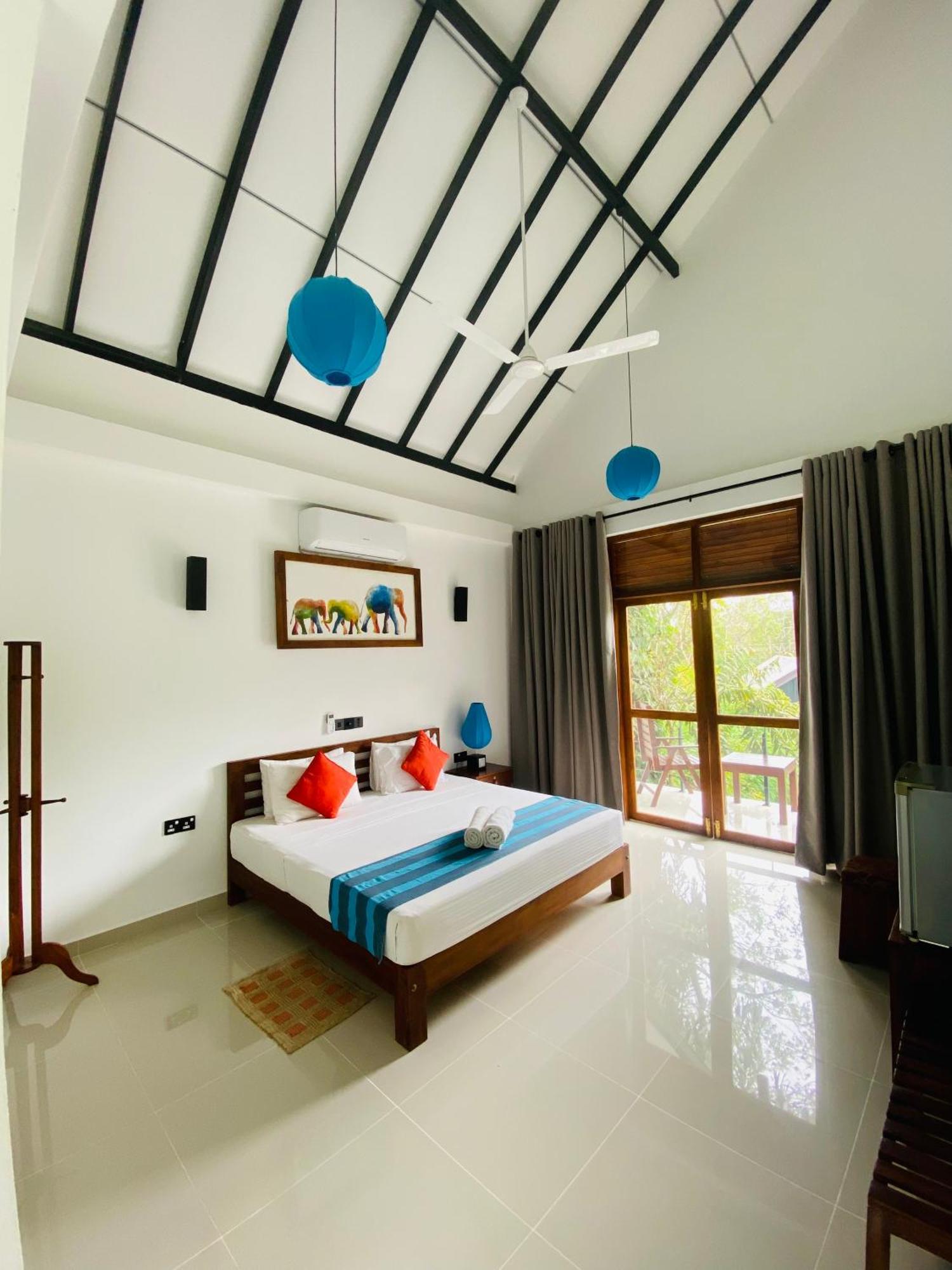 Hotel Athgira Udawalawe Luaran gambar